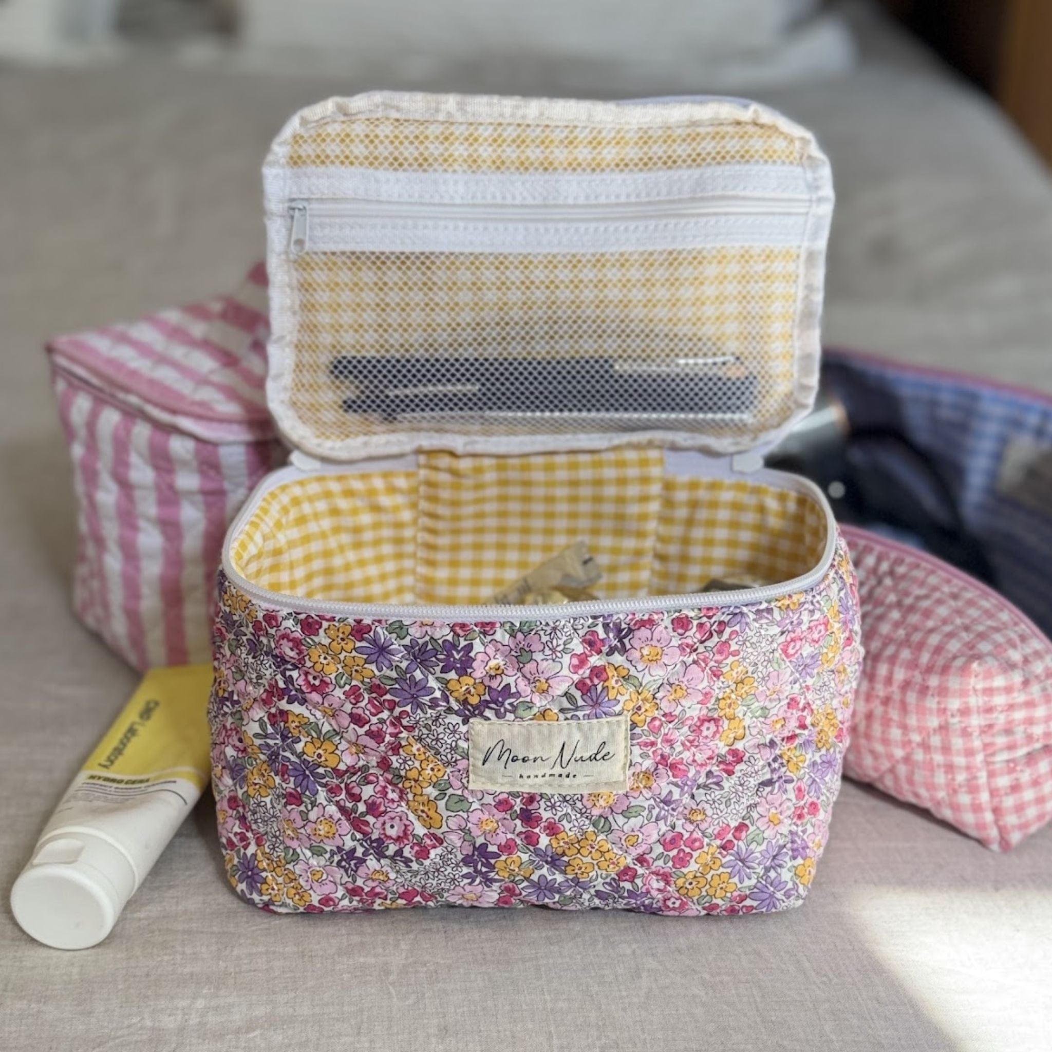 Moon Nude Summer Vanity Bag